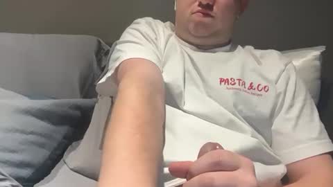 wowaweeman online show from February 15, 4:04 am