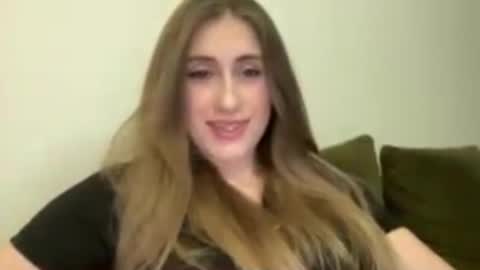 walkiria19 online show from April 6, 6:42 pm