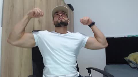 WALTER BROWN  online show from October 30, 3:12 pm