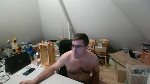 Snapshot of wammes85 chatting on December 12, 9:48 pm wammes online show from December 12, 9:48 pm