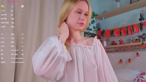 Emi online show from November 1, 11:15 pm