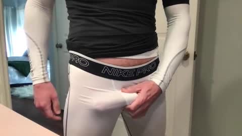 Heres Daddy online show from November 1, 5:45 pm