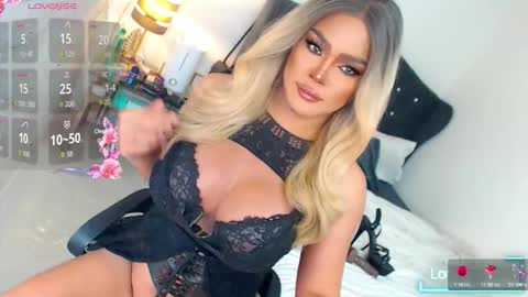 Miss Anna online show from February 12, 1:15 pm