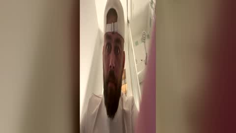 watchmethrob69 online show from June 1, 6:42 pm