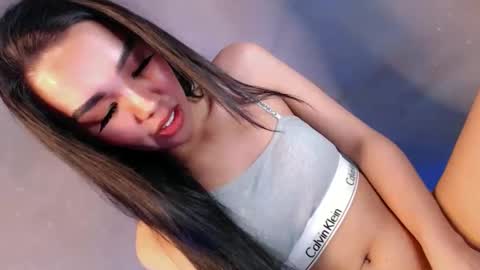 Isla Fox online show from October 8, 6:19 am