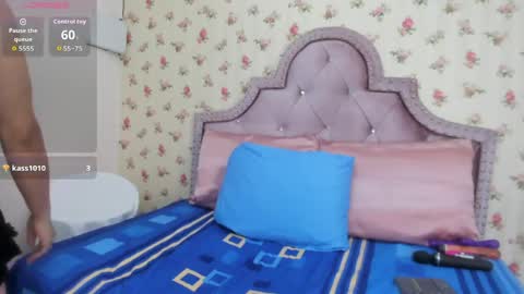 Milf Latina online show from June 5, 2:55 pm