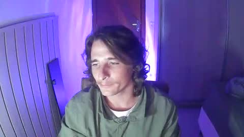 wave_boyy online show from May 10, 10:38 pm