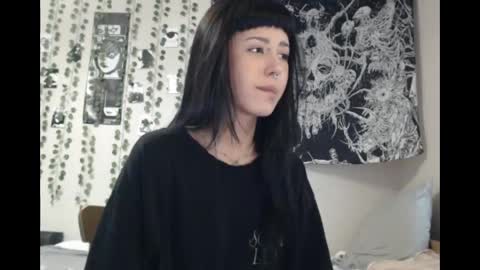 Mina online show from April 18, 2:52 pm