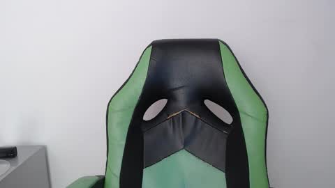 Trixie 3 online show from February 27, 1:37 pm