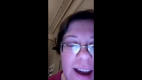 Snapshot of webgirl2 chatting on March 9, 4:22 pm Marina online show from March 9, 4:22 pm