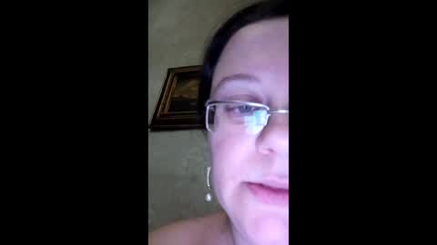 Snapshot of webgirl2 chatting on January 2, 11:38 pm Marina online show from January 2, 11:38 pm