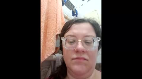Snapshot of webgirl2 chatting on October 5, 11:45 pm Marina online show from October 5, 11:45 pm