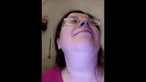 Snapshot of webgirl2 chatting on January 18, 10:39 pm Marina online show from January 18, 10:39 pm
