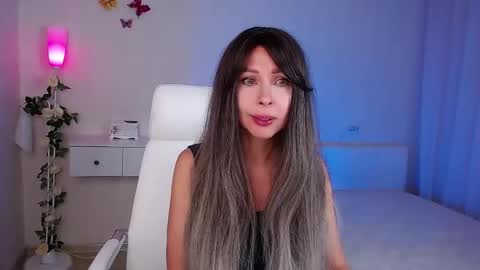 Snapshot of wendifoster chatting on October 23, 5:14 pm Wendi Foster online show from October 23, 5:14 pm