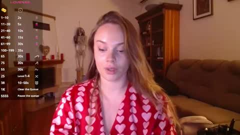Lana online show from June 28, 7:43 pm