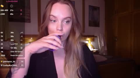 Lana online show from January 16, 8:40 pm