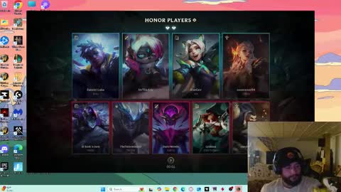 whatsthislol online show from December 2, 11:25 pm