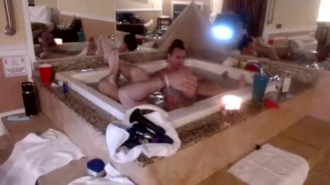 wheresmyqueenat online show from January 27, 12:54 am