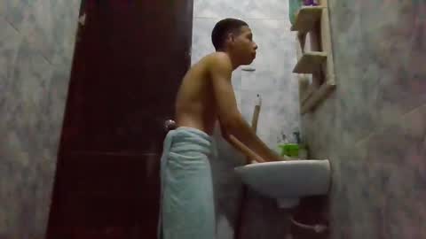 white boy online show from February 26, 11:41 pm