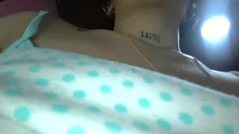 Snapshot of white_sexy_ chatting on February 16, 7:16 pm white_sexy_ online show from February 16, 7:16 pm