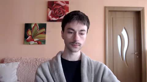 Tom online show from March 5, 12:03 pm