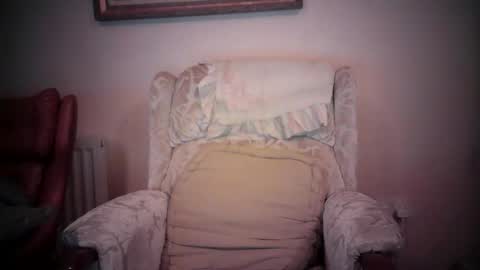 whitebriefs009 online show from January 8, 3:18 pm