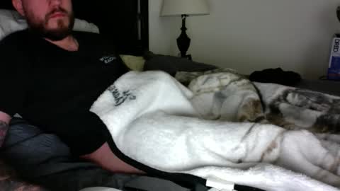 whitebubblebutt44 online show from December 30, 7:32 pm