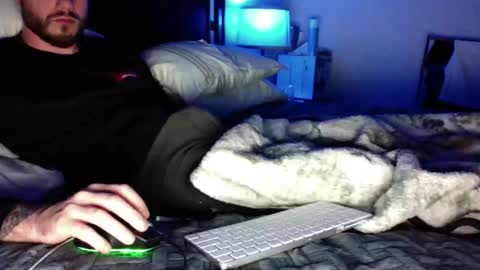 whitebubblebutt44 online show from September 11, 1:51 am