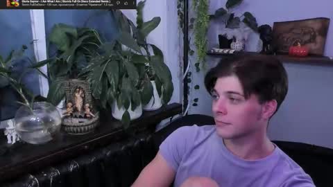 Gus online show from October 12, 7:49 pm