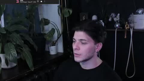 Gus online show from December 15, 9:55 pm