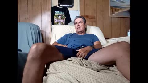 whitelion67 online show from October 11, 9:29 pm