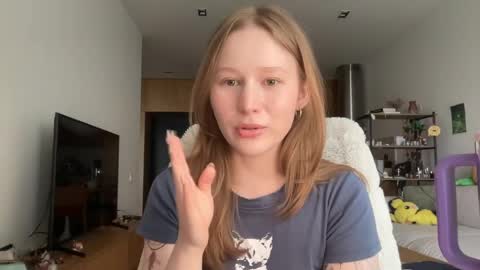 Alisa online show from April 5, 8:00 am