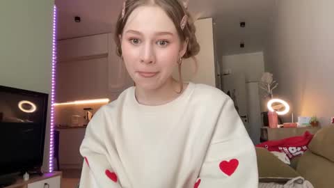 Snapshot of whoisalisa chatting on January 9, 10:20 am Alisa online show from January 9, 10:20 am