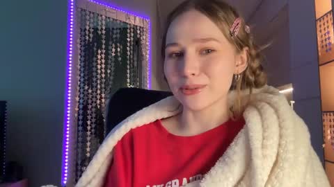Snapshot of whoisalisa chatting on January 9, 1:24 pm Alisa online show from January 9, 1:24 pm