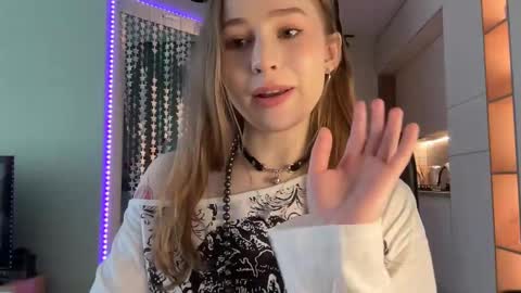 Snapshot of whoisalisa chatting on January 15, 10:06 am Alisa online show from January 15, 10:06 am