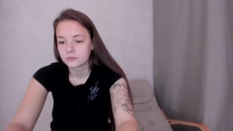 Veronica online show from February 2, 5:48 pm