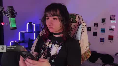 iggy iggz online show from October 27, 1:27 am