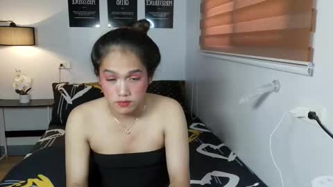 wildhotsexyladyboy online show from March 11, 4:48 am