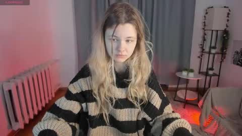 Mila 3 online show from December 3, 5:52 am