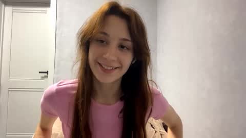 wildpeachh online show from October 27, 6:19 pm