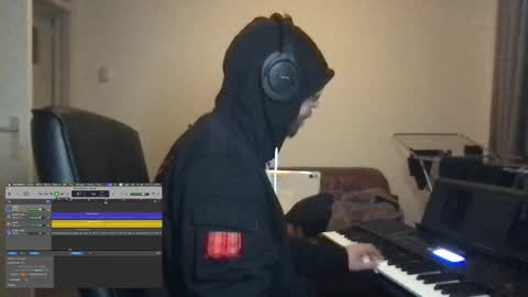 wildtux240722 online show from March 1, 4:50 am