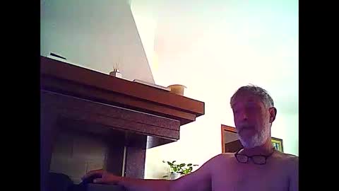 Willfire71 online show from June 6, 7:36 am