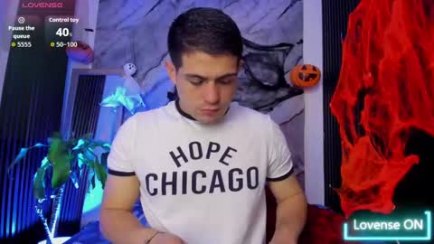 Snapshot of william_steel_ chatting on October 9, 11:59 am William Steel online show from October 9, 11:59 am