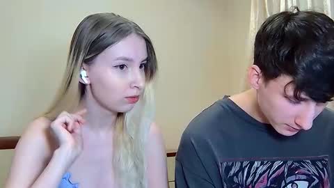 William and Mia online show from February 15, 5:00 pm