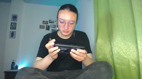 willmonkey online show from November 28, 2:30 am