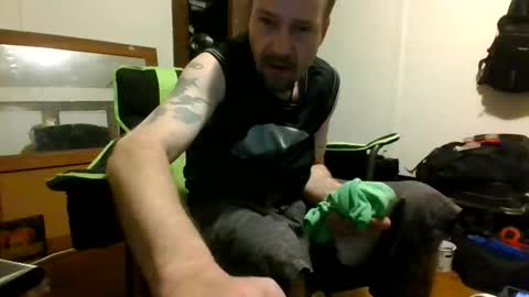 willydogg83 online show from March 20, 6:18 am