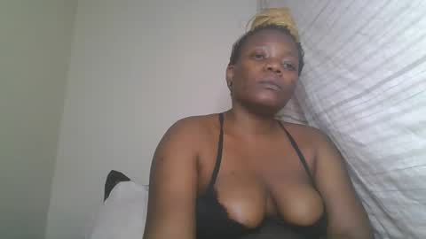 willyoubemine1 online show from January 2, 11:06 pm