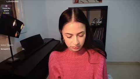Snapshot of windy_butterfly chatting on September 29, 7:24 pm Sara online show from September 29, 7:24 pm