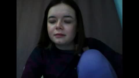 Snapshot of winter__white_rose chatting on February 7, 2:37 pm Emma online show from February 7, 2:37 pm
