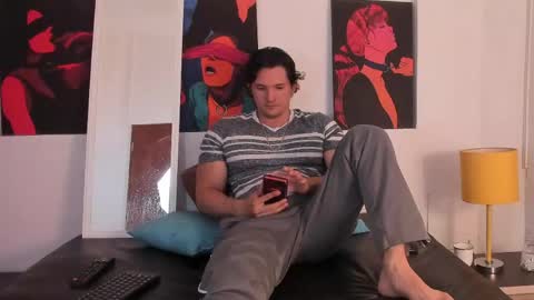 Wiston online show from April 29, 1:27 pm